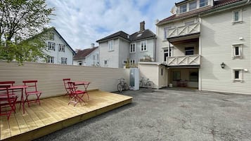 Hus - 2 sovrum - tillgänglighetsanpassat - balkong | Restaurang utomhus