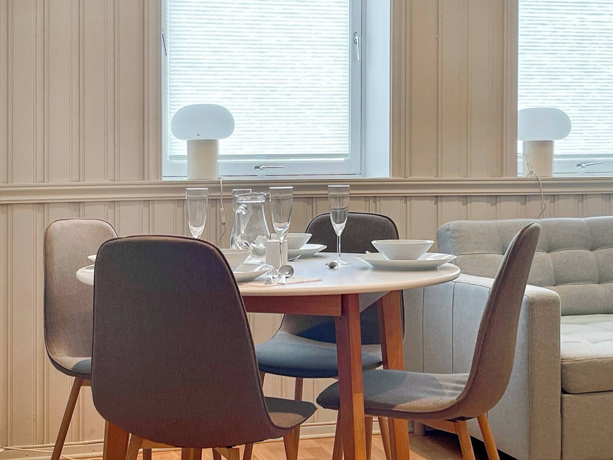 House, 2 Bedrooms, Accessible, Balcony | Dining