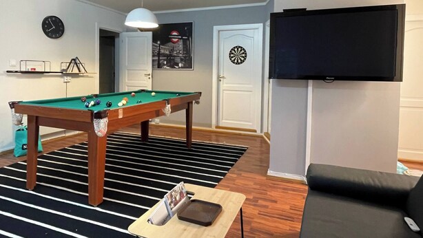 Unclassified image, 1 of 36, button - Stavanger BnB 15 Central Apartment With Private Sauna & Billiards (Stavanger)