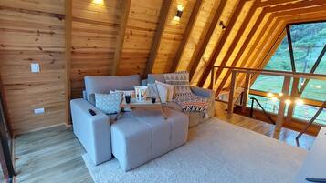 Televisor i llar de foc