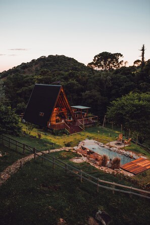 Pool - Exclusive A-Frame chalet with private pool. (Itajubá)