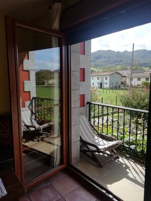 Interior - Rural Apartments La Viña (Apartment number 3) (Cangas de Onís)