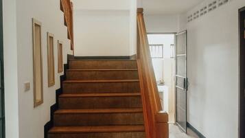 House, 3 Bedrooms, Balcony, Mountain View | Interior