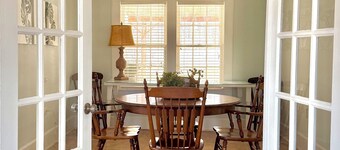 The Little House on Main. Timeless Southern Charm in the Heart of Parsons