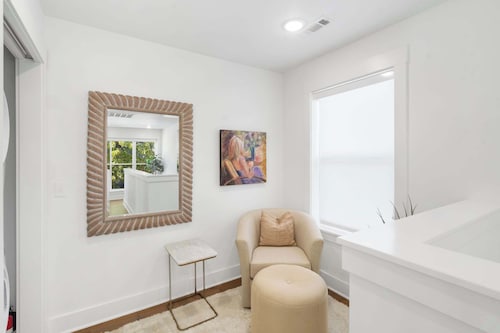 G St Loft, Downtown Bentonville