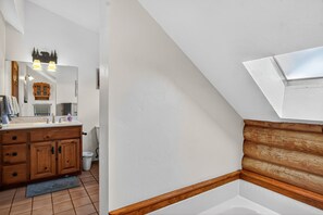 Cabaña, 4 habitaciones | Interior