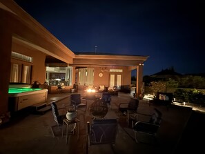 House, 4 Bedrooms | Terrace/patio