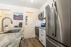 Apartment, 2 Schlafzimmer | Eigene Küche