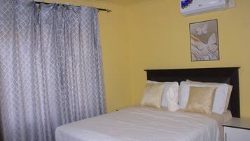 Desk, laptop workspace, soundproofing, iron/ironing board