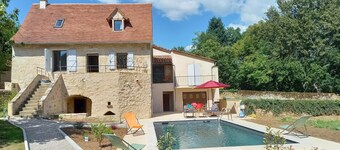 Entire Home: Villa in Saint-Jean-Lespinasse