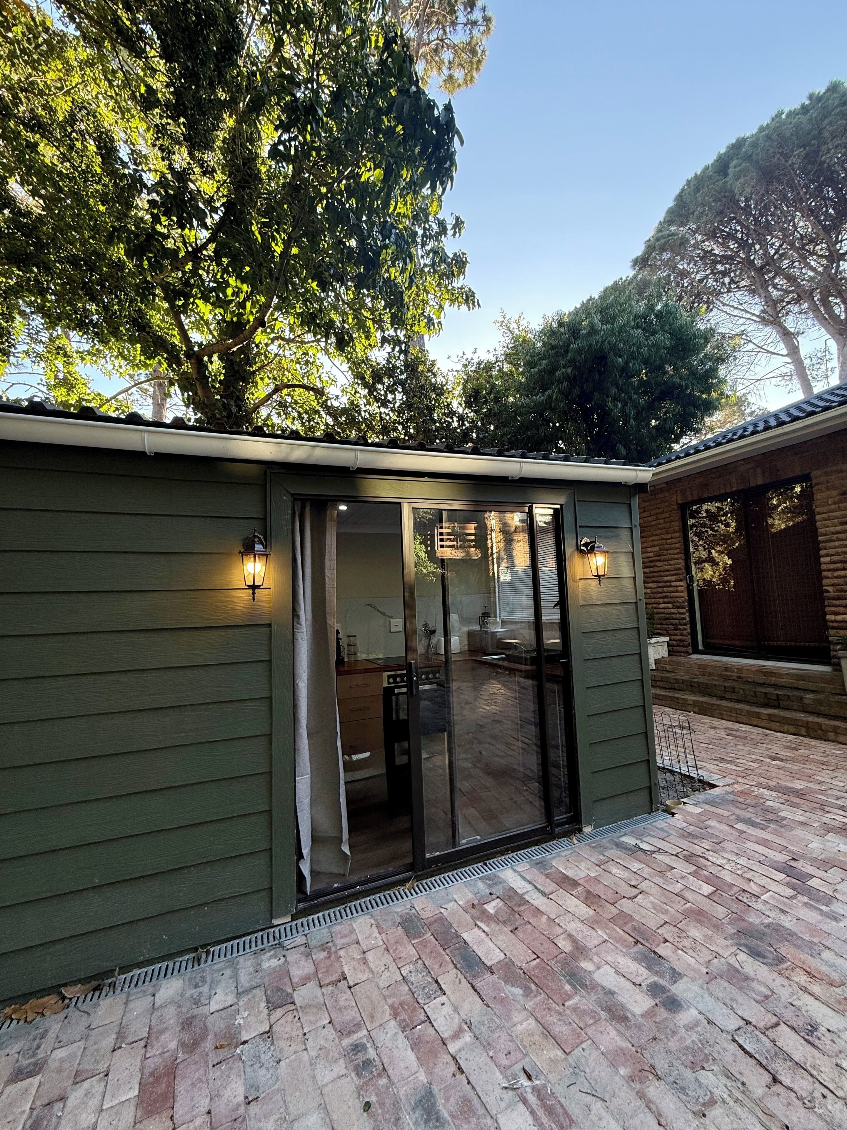 Luxury Cabin, Mountain View | Iron/ironing board, free WiFi