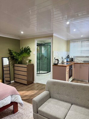 Kabin Mewah, pemandangan gunung | Dapur pribadi | Lemari es dan microwave