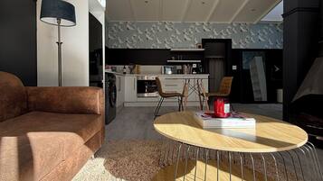 Deluxe Apartment | Living area