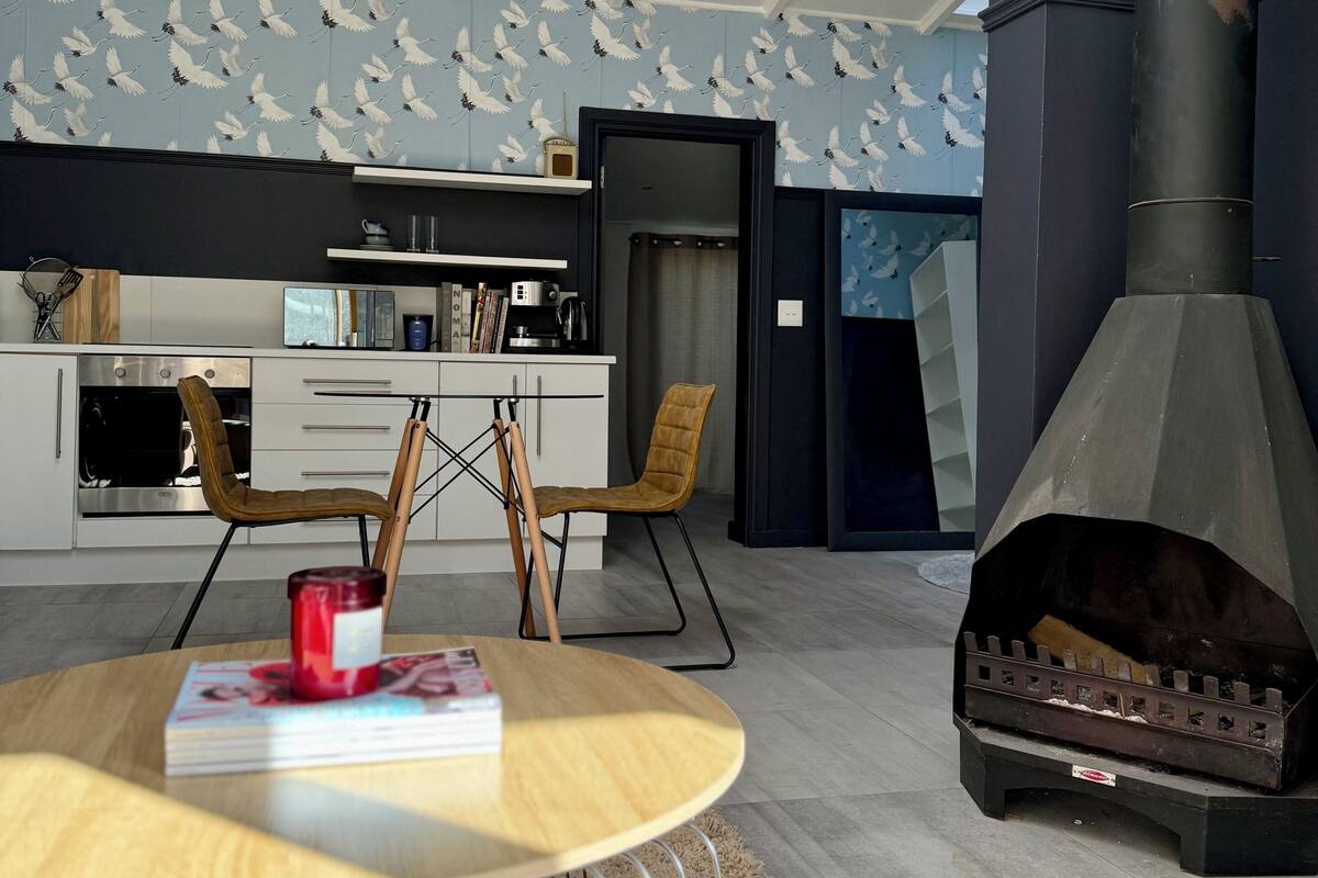 Apartemen Deluks | Makan di kamar