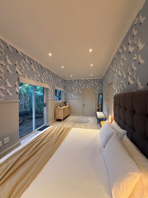 Tweepersoonskamer, patio | Een strijkplank/strijkijzer, gratis wifi