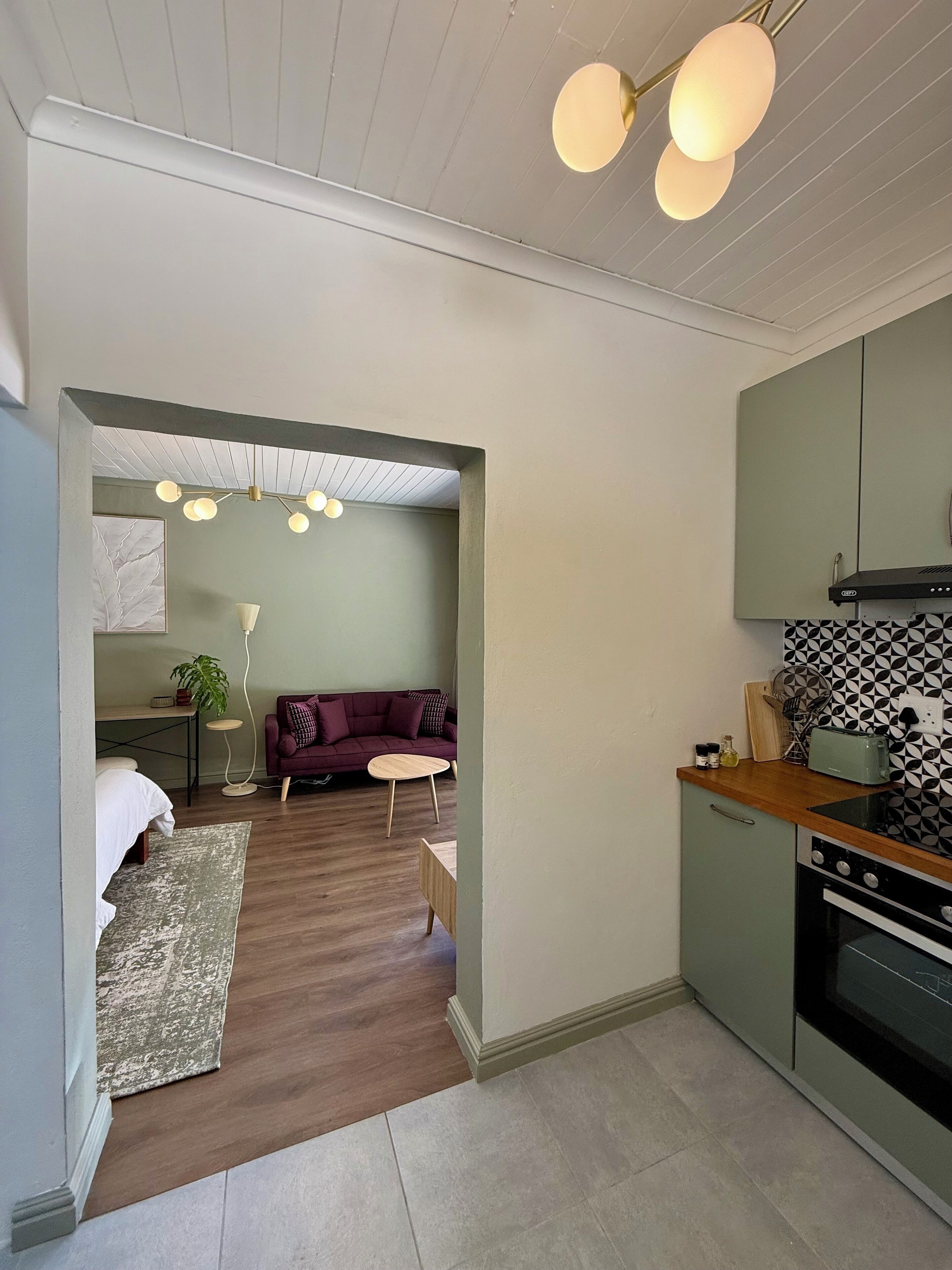 Superior Studio Suite, Garden View | Ruang tamu