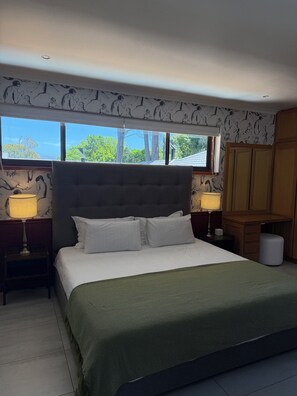 Tabla de planchar con plancha y wifi gratis 