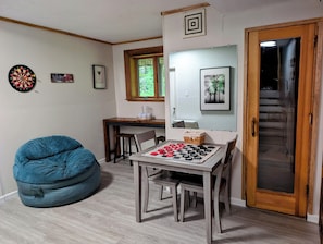 Interior - Modern Mountain Escape – Fun Filled Retreat! (Bartlett)