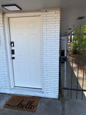 تفاصيل الفندق من الخارج