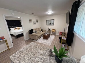 1 bedroom, desk, iron/ironing board, free WiFi