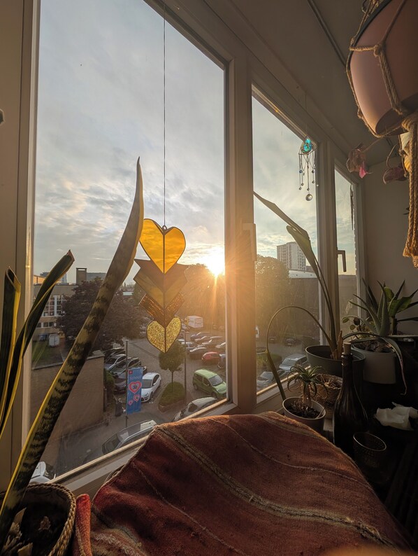 المنشأة من الداخل