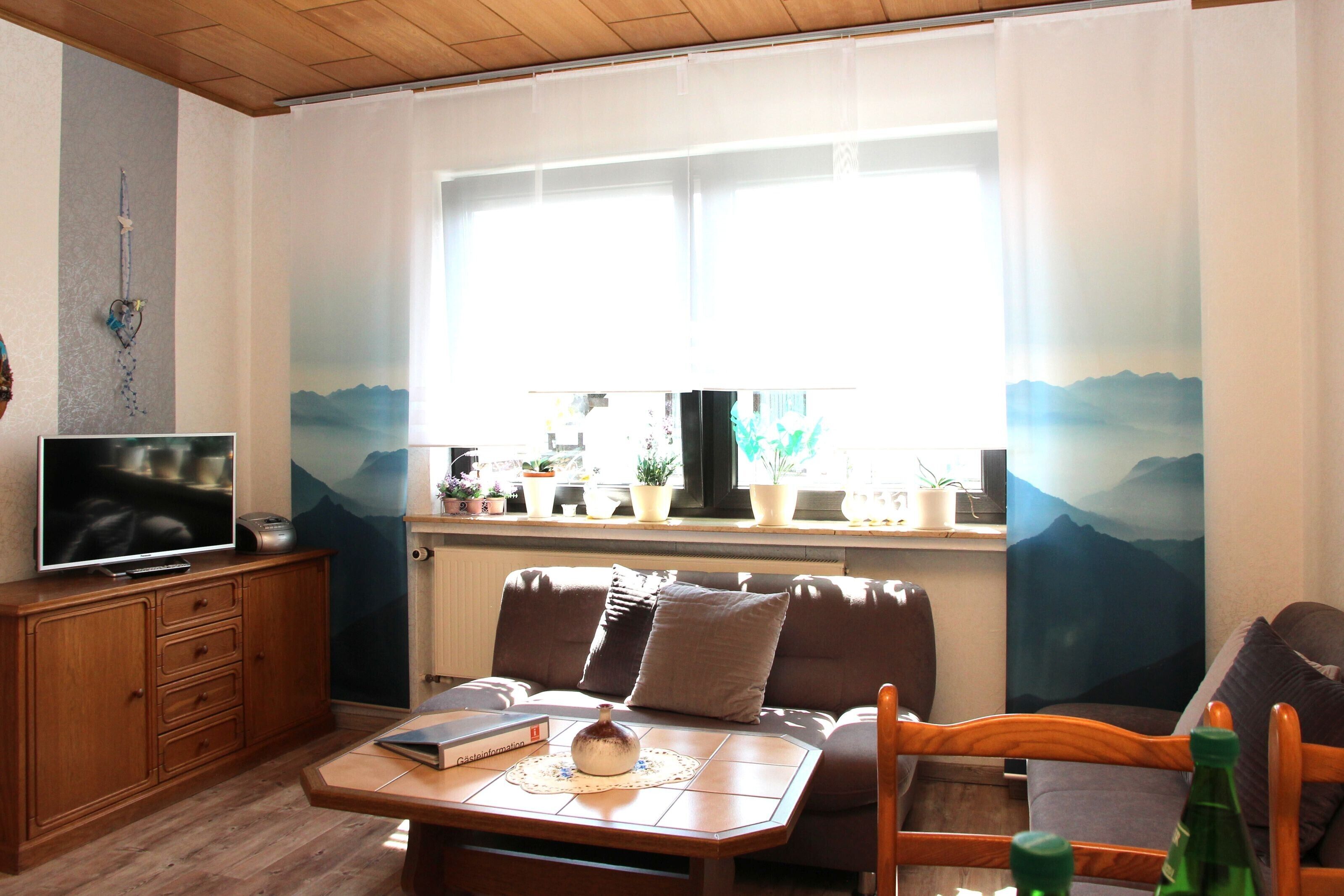 Télévision, chaîne hi-fi