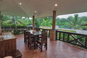 别墅, 4 间卧室, 吸烟房, 私人游泳池 | 阳台