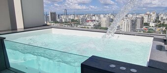 Miraculus Penthouse With Private Jacuzzi