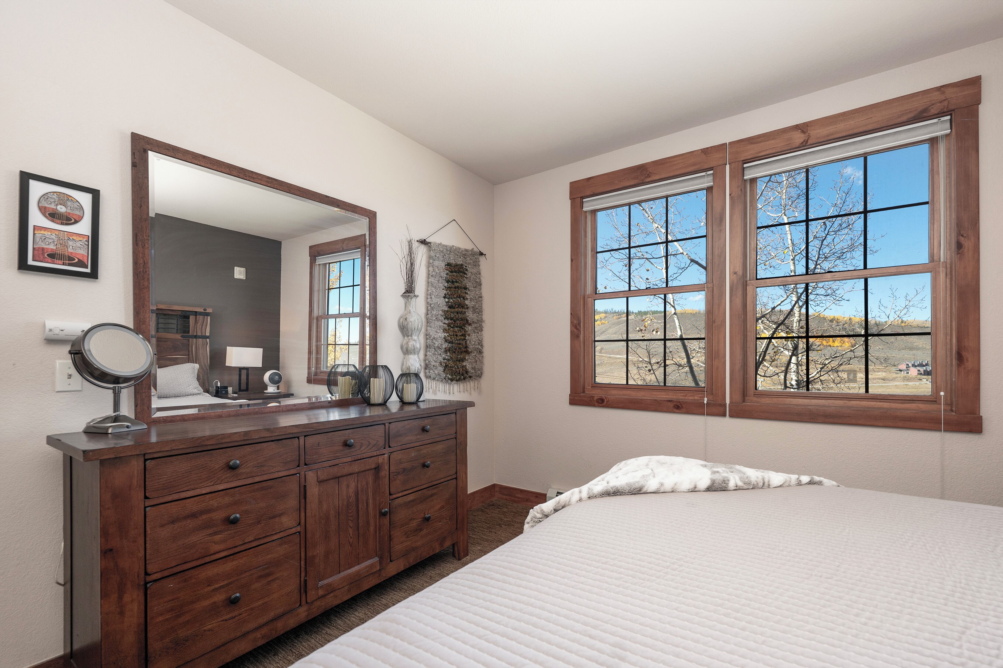 2 間睡房、上網、床單