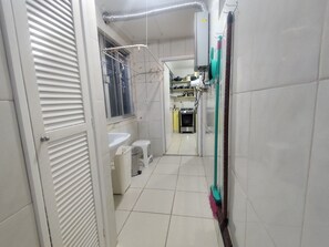 Apartamento básico | Banheiro | Chuveiro 