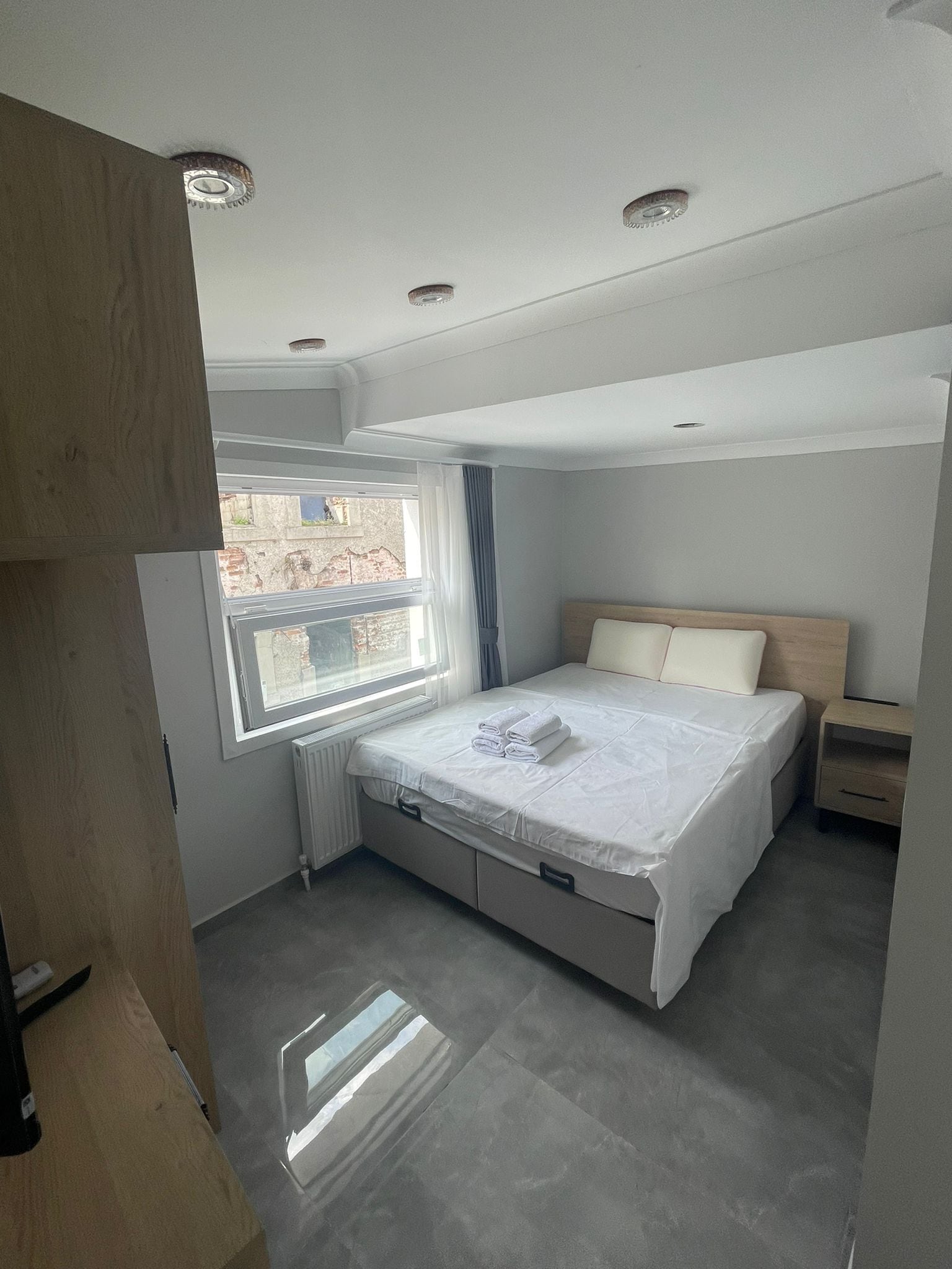 Habitació econòmica, balcó | Planxa i posts de planxar i wifi gratuïta 