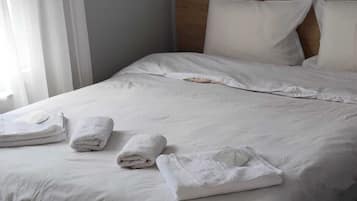 Economy Room | Bathroom