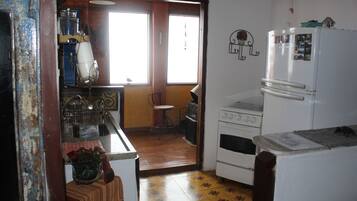 Chalet Familial, balcon, vue ville | Cuisine privée