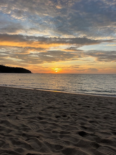 Bungalows two minutes from the beach and shops