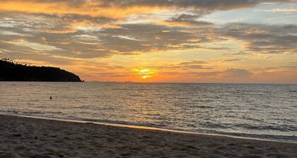 Bungalows two minutes from the beach and shops