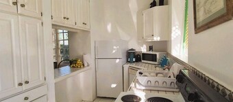 Honeybee at Sanctuary Villas