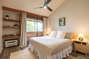 1 bedroom, desk, iron/ironing board, WiFi