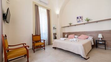 Appartement, piscine privée, vue mer