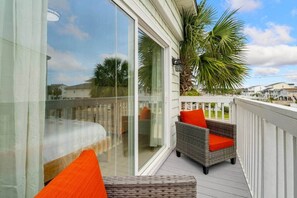 Property grounds - Beach Buddies 1 with pool (North Myrtle Beach)