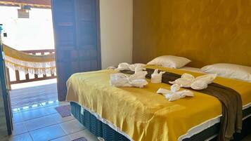 8 chambres, fer et planche Ă repasser, Wi-Fi, draps fournis