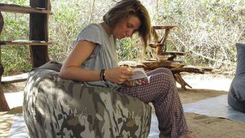 Comfort Tent, Patio, Garden View | Desk