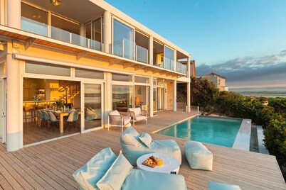 Mbizi Lagoon House