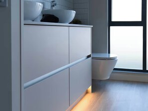 Shower - Rye Lodge (York)