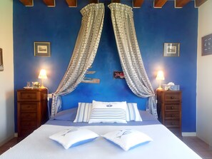 1 camera, Wi-Fi, lenzuola