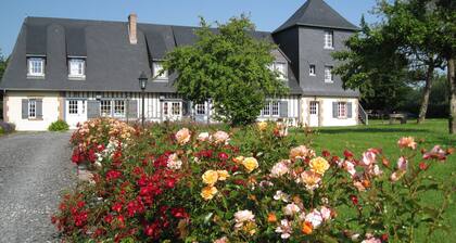 Chambre dâhĂŽtes « Les Arums » avec terrasse partagĂ©e, jardin partagĂ© et Wi-Fi