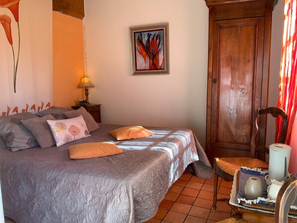 1 chambre, Wi-Fi, draps fournis