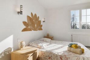 1 chambre, fer et planche à repasser, Wi-Fi, draps fournis