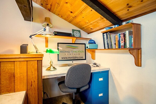 Condo, Multiple Beds, Patio, Mountain View (Sun Valley Condo 164) | Interior