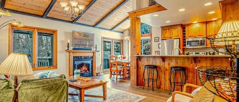 Condo, Multiple Beds, Patio, Mountain View (Sun Valley Condo 164) | Interior