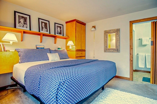 Sv164 - Walk to Lifts & Town - Hot Tub & Pool